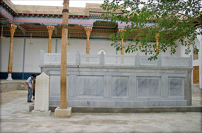 2004-04-26-10-43-16-00131