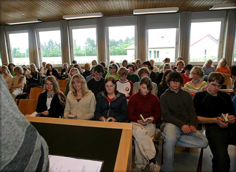 2004-05-11-10-31-23-11-IMG_