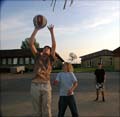 2004-05-10-19-48-08-48-IMG_